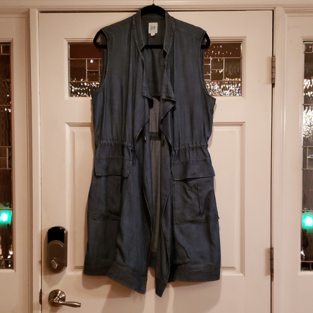 Long vest